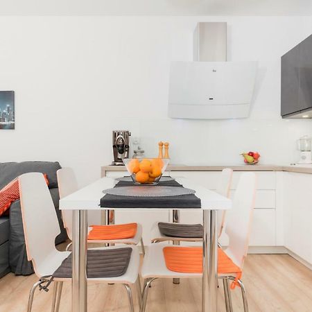 Grace Apartment II Колобжег Экстерьер фото
