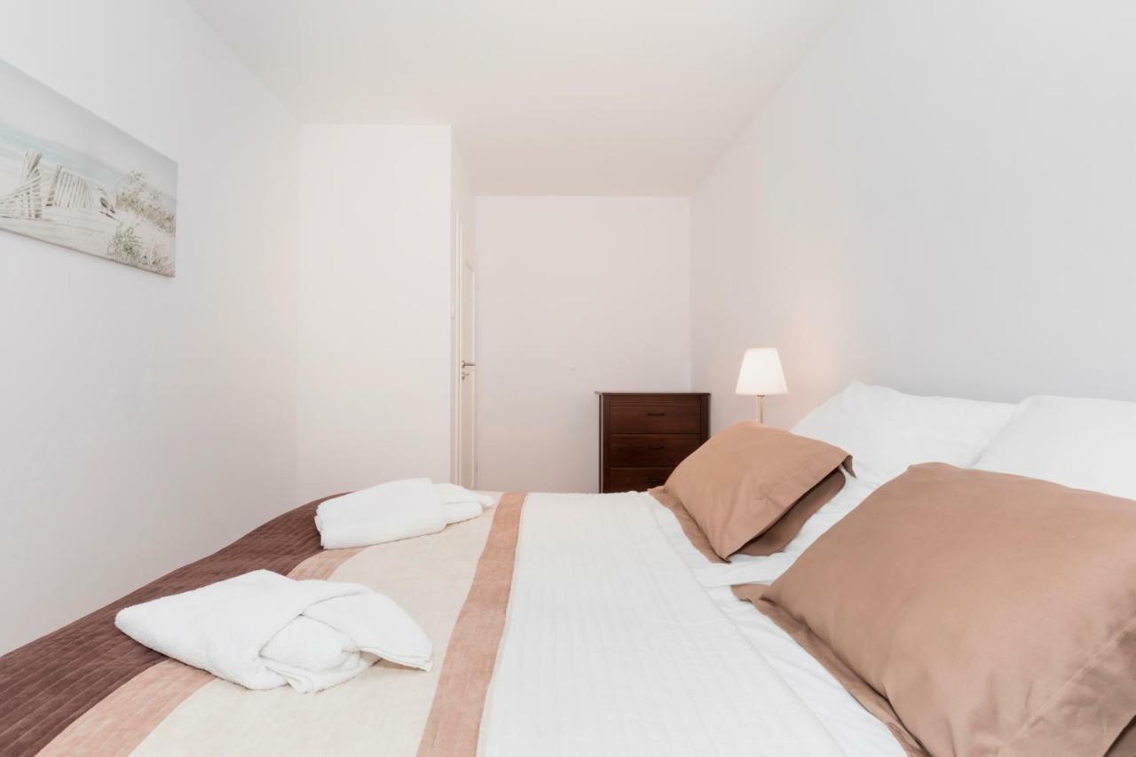 Grace Apartment II Колобжег Экстерьер фото